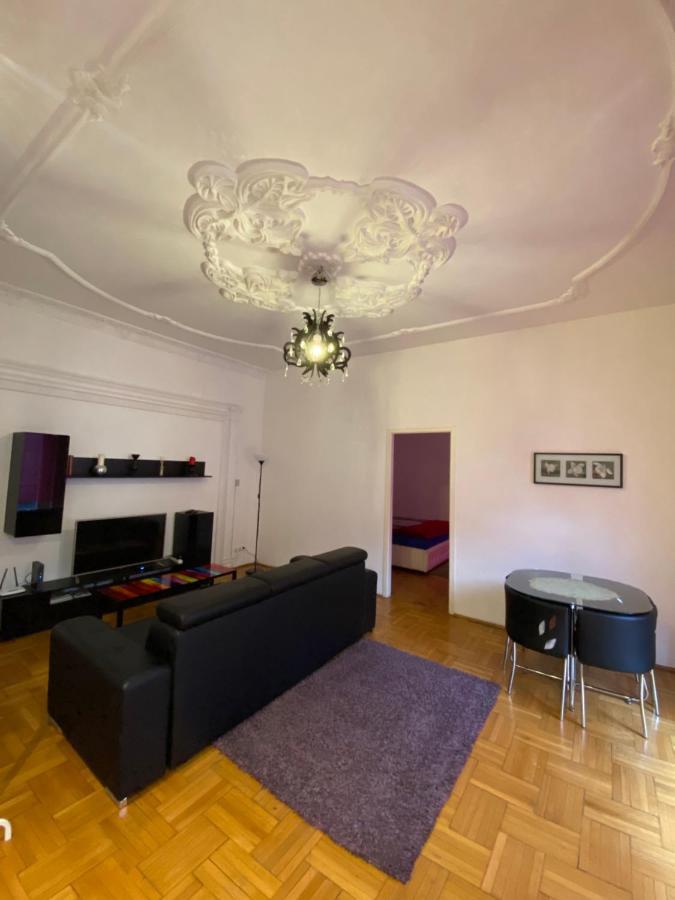 Promenade Guesthouse Near The Danube Budapest Esterno foto