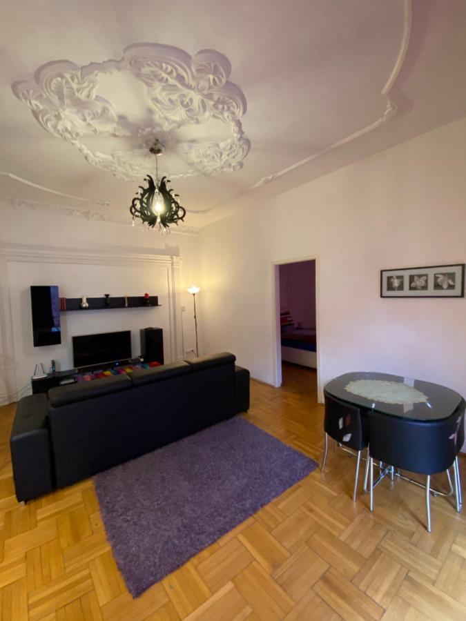Promenade Guesthouse Near The Danube Budapest Esterno foto