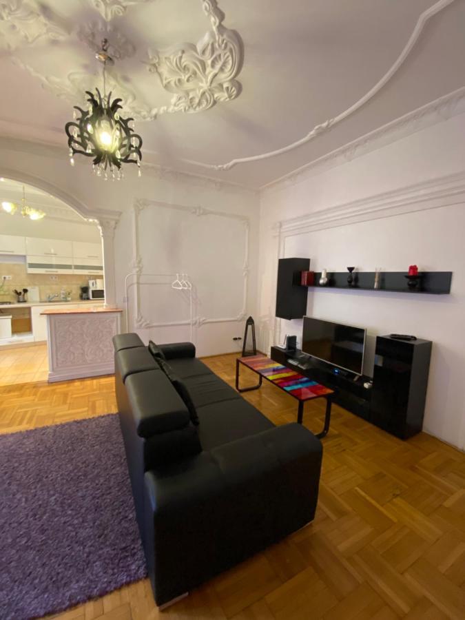 Promenade Guesthouse Near The Danube Budapest Esterno foto