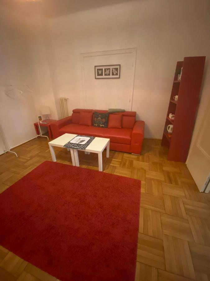 Promenade Guesthouse Near The Danube Budapest Esterno foto