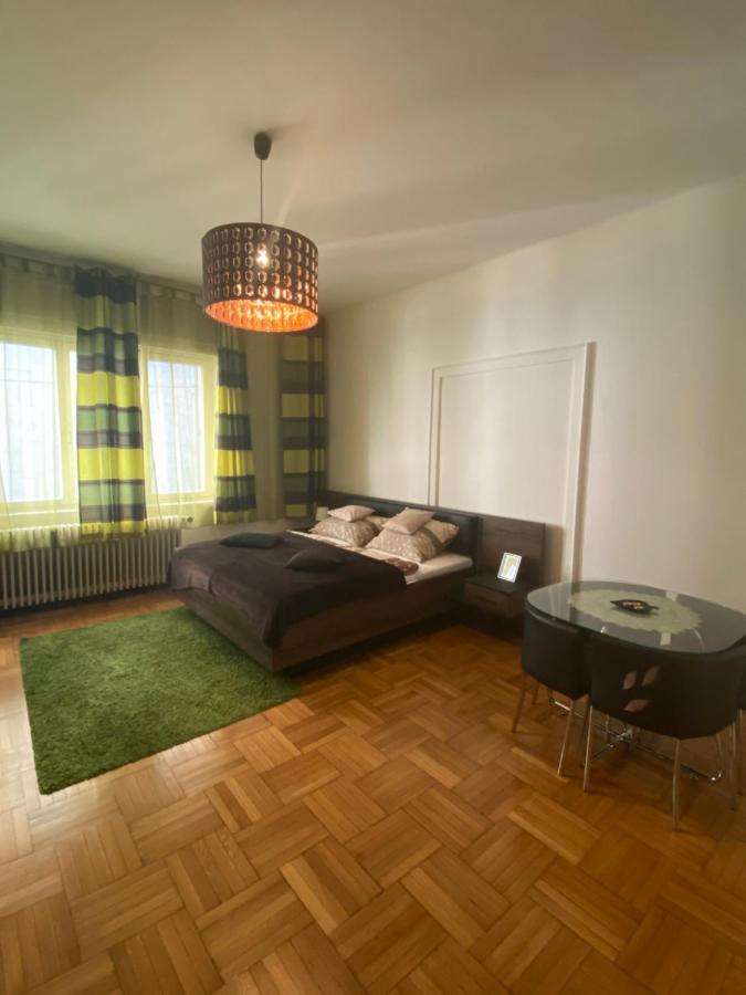 Promenade Guesthouse Near The Danube Budapest Esterno foto