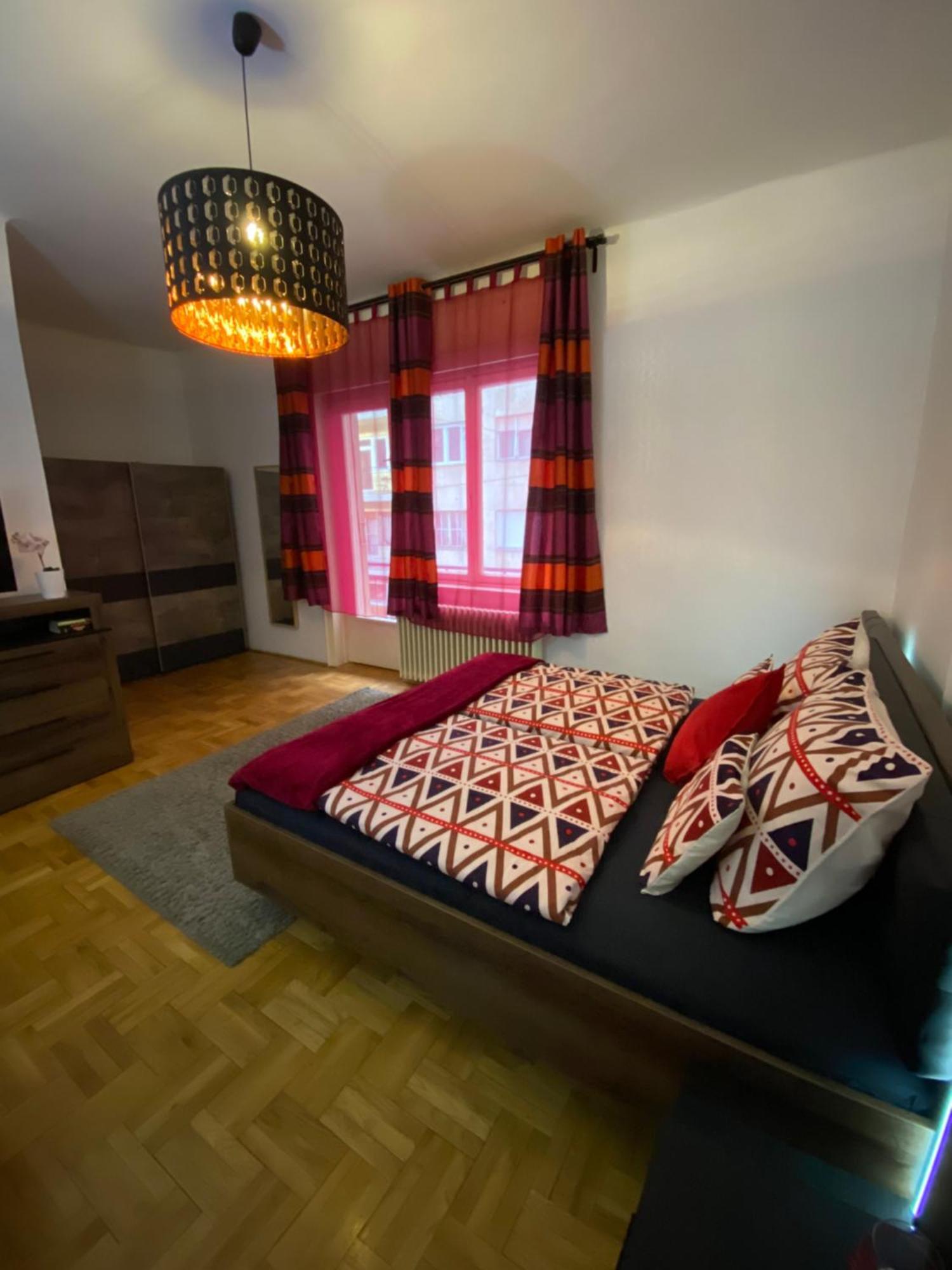 Promenade Guesthouse Near The Danube Budapest Esterno foto