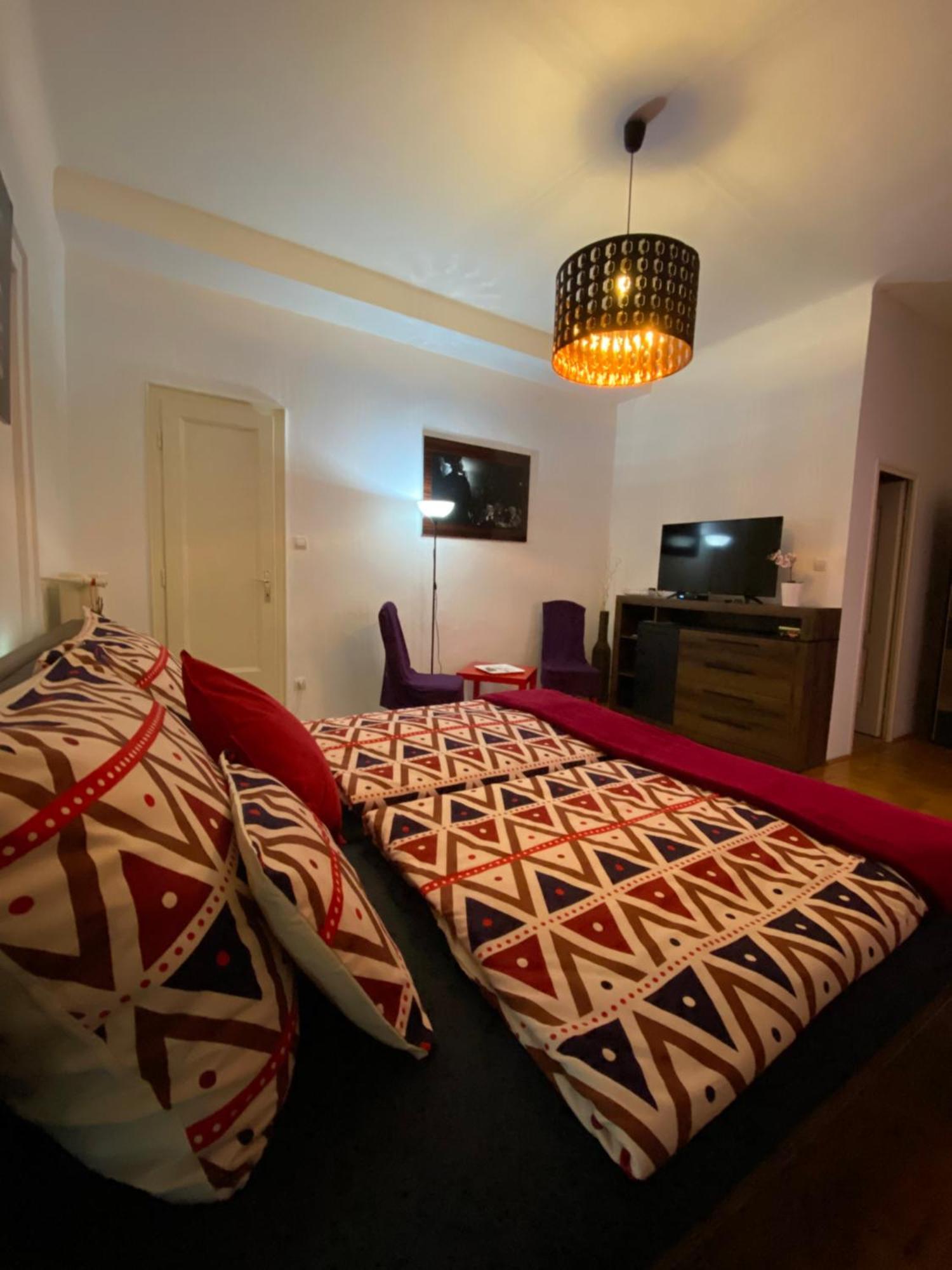 Promenade Guesthouse Near The Danube Budapest Esterno foto